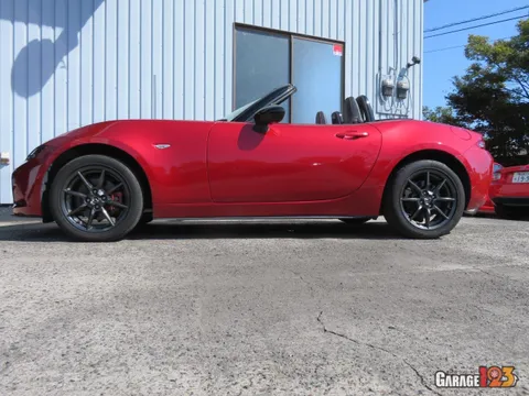 Mazda MX-5 (Roadster)
