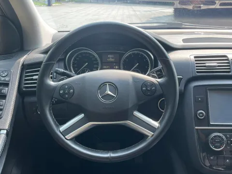 Mercedes-Benz R-Class