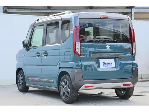 Suzuki Spacia Gear