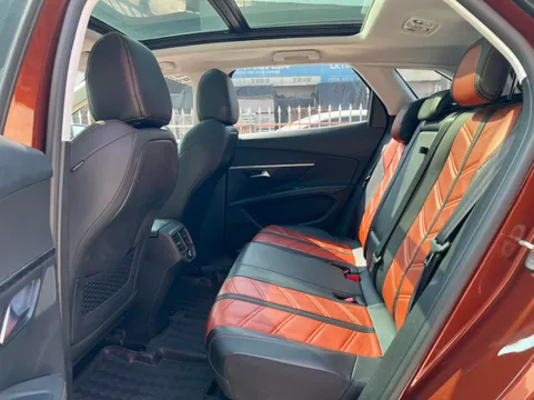 Peugeot 4008