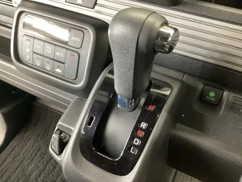 Honda N-VAN Plus Style