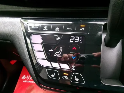Mitsubishi eK X