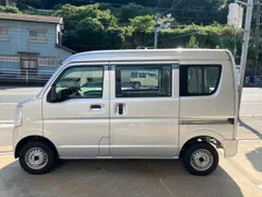Mitsubishi Minicab Van