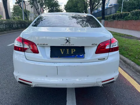 Peugeot 408