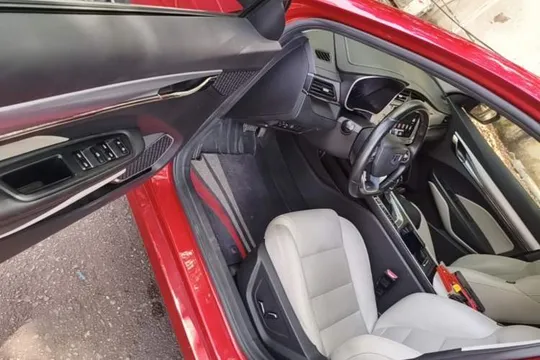 Geely Binray
