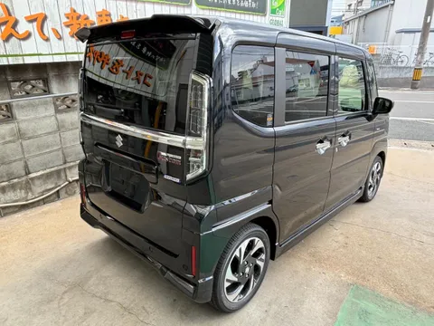 Suzuki Spacia Custom