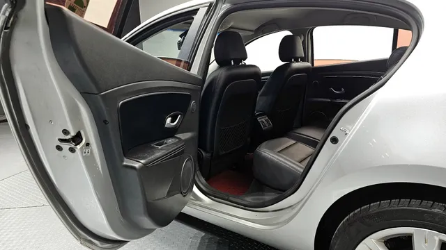 Renault SM3