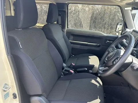 Suzuki Jimny Sierra