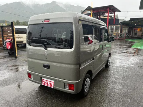 Nissan Clipper