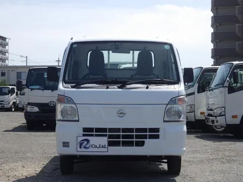 Nissan Clipper Truck