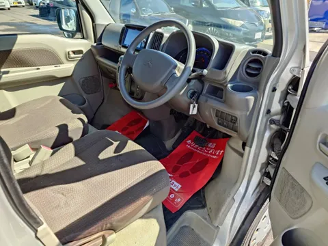 Mitsubishi Minicab Van