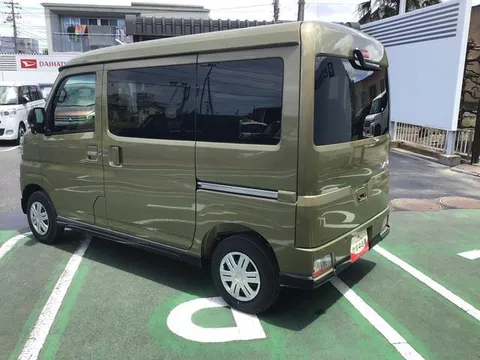 Daihatsu Atrai