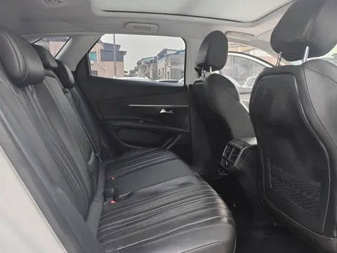 Peugeot 4008