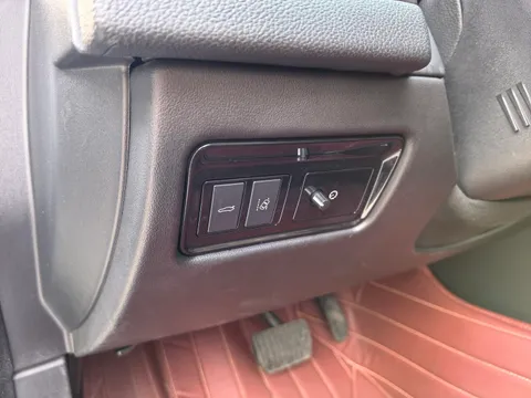 Jaguar XFL