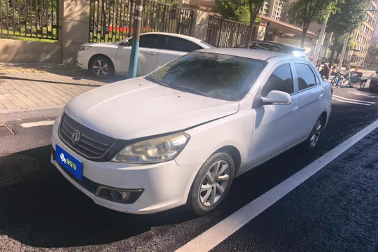 Dongfeng S30