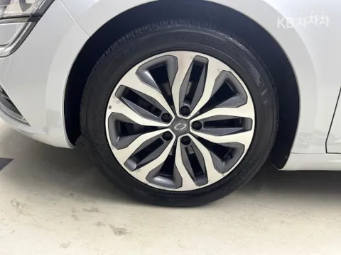 Renault Talisman (SM6)