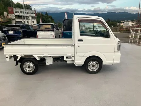 Nissan Clipper Truck