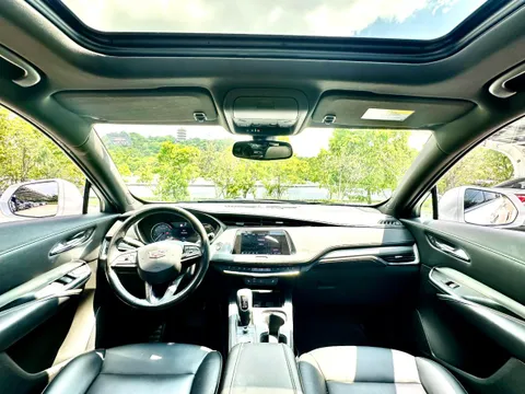 Cadillac XT4
