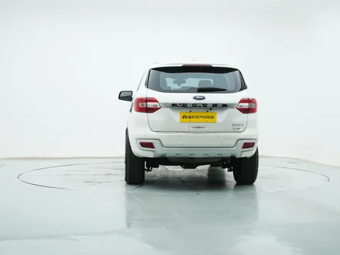 Ford Everest