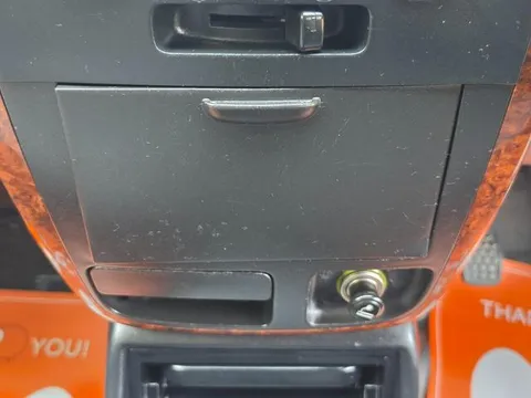 Daihatsu Mira AVY