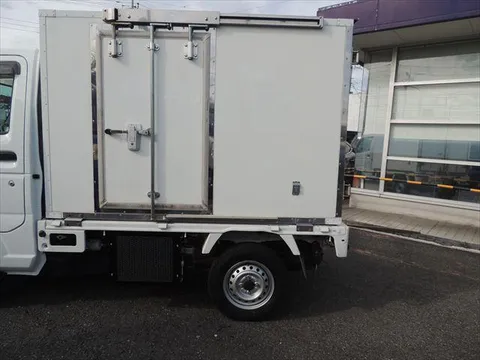 Nissan Clipper Truck