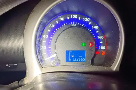 BYD F0