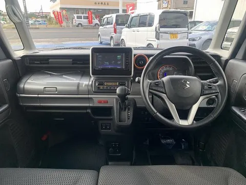 Suzuki Spacia Gear