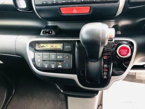 Honda N-BOX Plus Custom