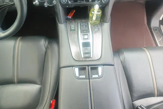 Honda UR-V