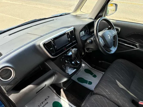 Mitsubishi eK Space Custom