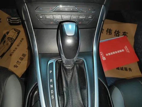 Ford Edge