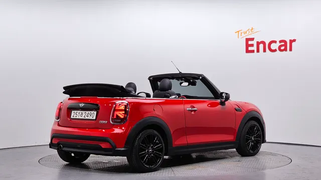 MINI Cooper Convertible