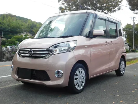 Nissan Dayz Roox