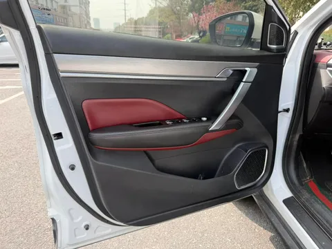 Geely Coolray (Binyue)
