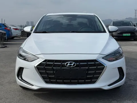 Hyundai Elantra (Avante)