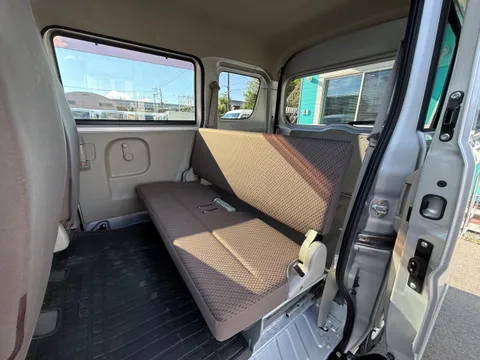 Mitsubishi Minicab Van