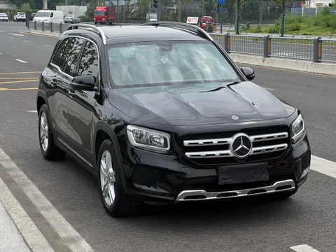 Mercedes-Benz Mercedes-Benz GLB