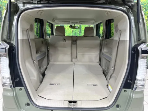 Honda N-BOX Slash