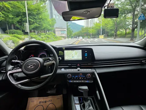 Hyundai Elantra (Avante)