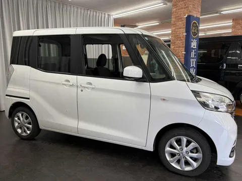 Nissan Dayz Roox