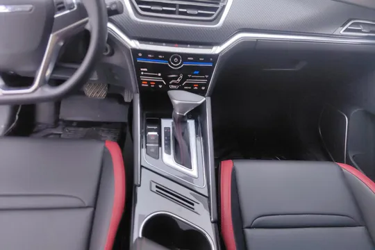 Venucia T60