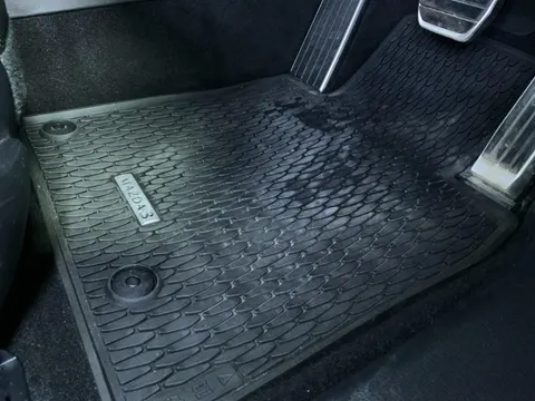 Mazda MAZDA3 Sedan