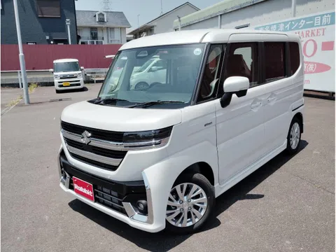 Suzuki Spacia Custom
