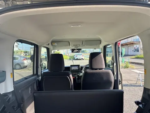 Suzuki Spacia Base