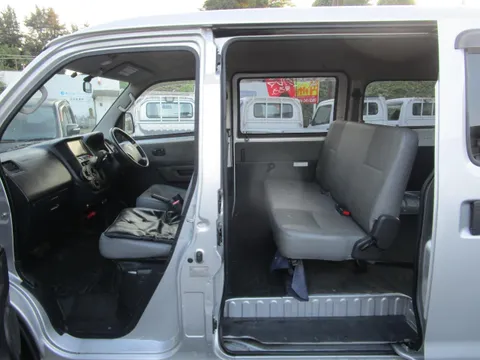 Toyota TownAce Van