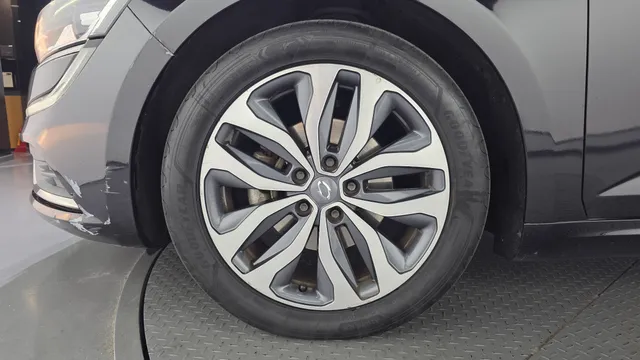 Renault Talisman (SM6)