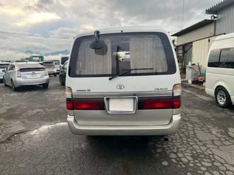 Toyota HiAce Wagon