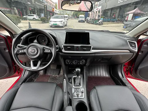 Mazda Mazda3