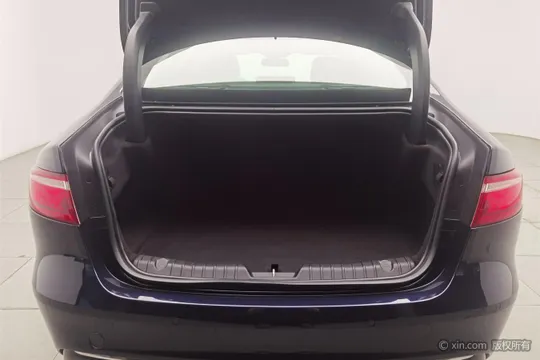 Jaguar XFL
