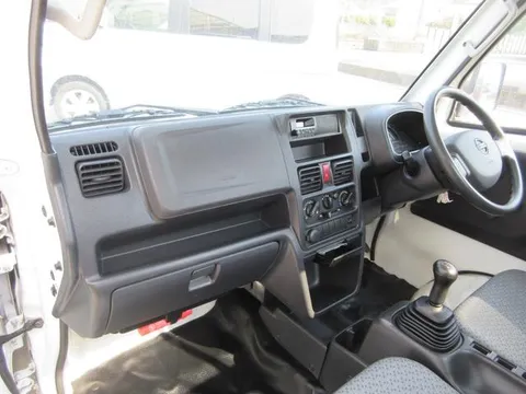 Nissan Clipper Truck